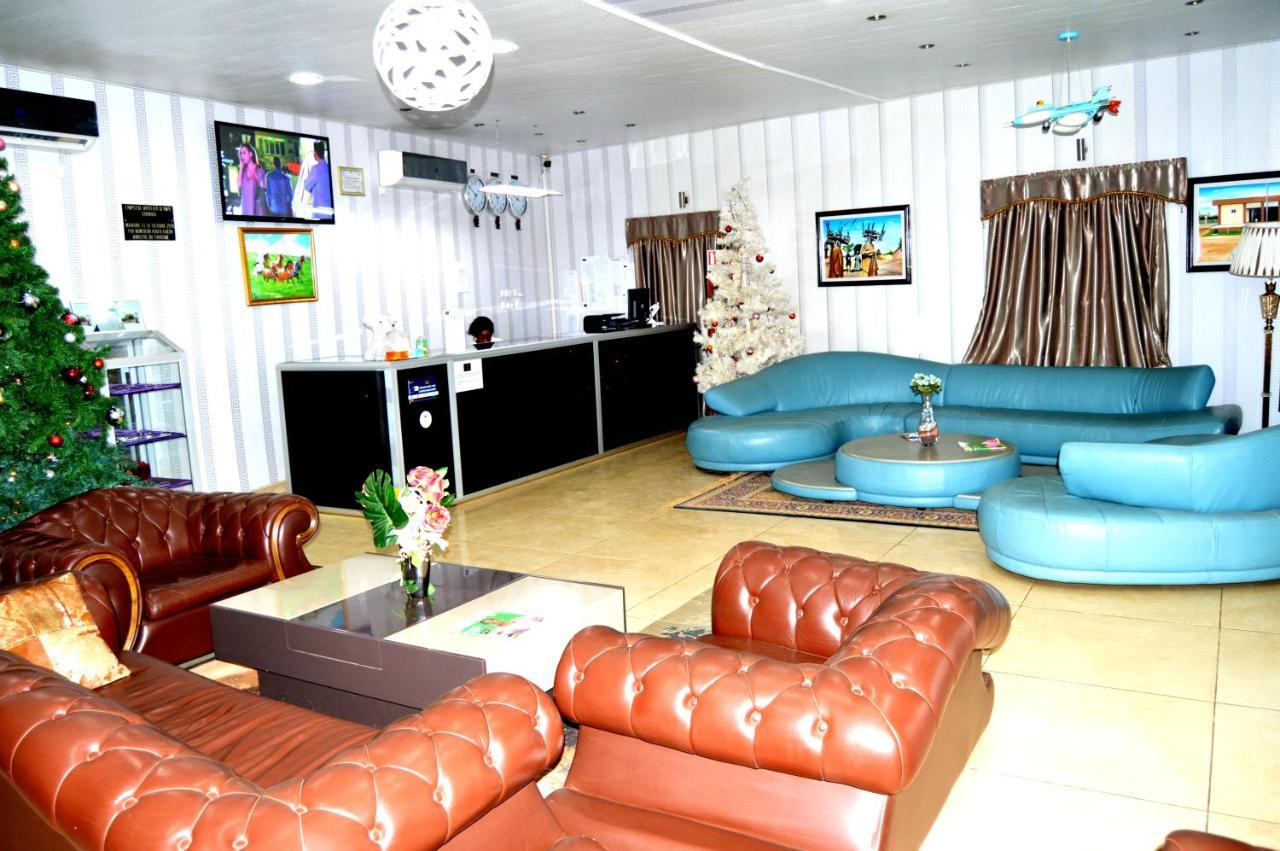 Complexe Hotelier Olympe Korhogo Zewnętrze zdjęcie